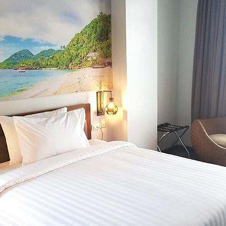Gq Plaza Hotell Kalibo Eksteriør bilde