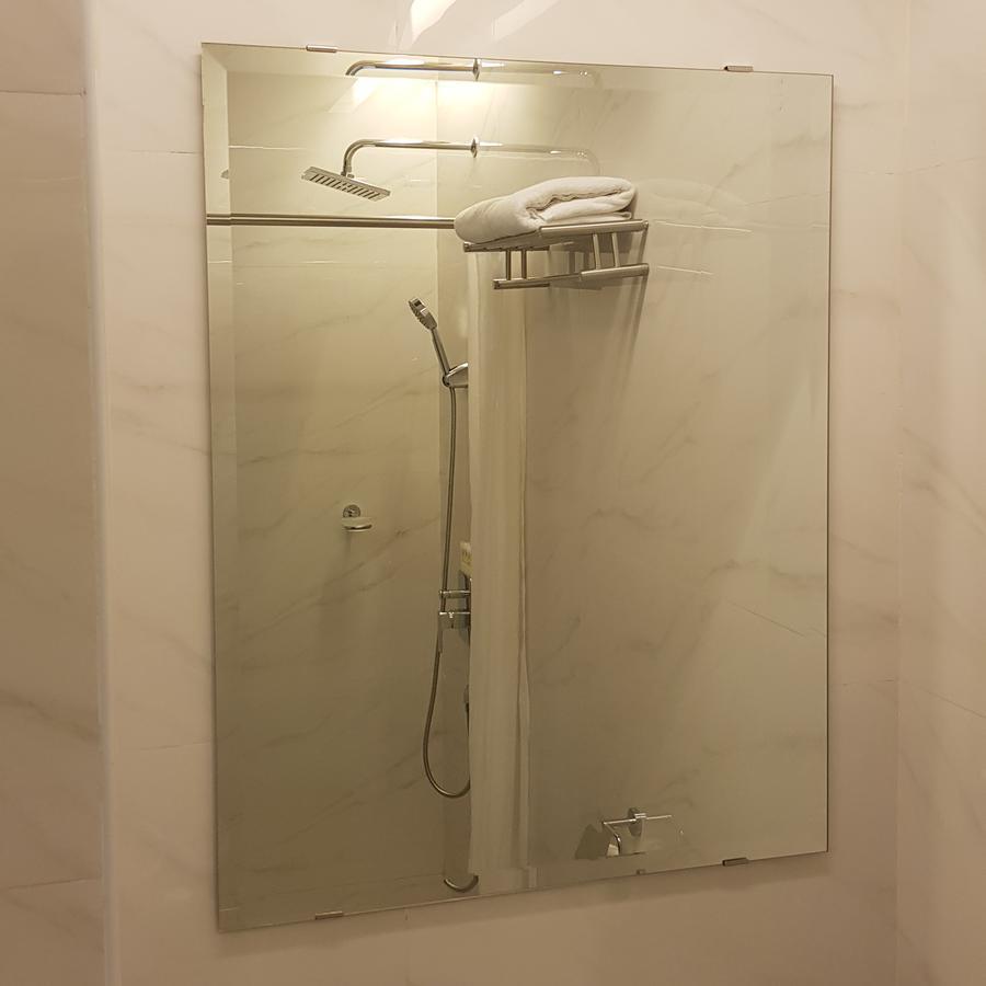 Gq Plaza Hotell Kalibo Eksteriør bilde