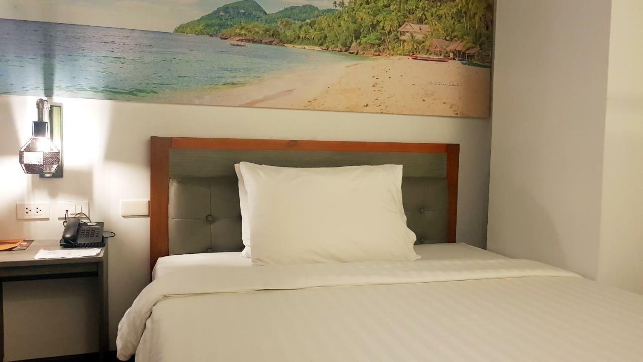 Gq Plaza Hotell Kalibo Eksteriør bilde