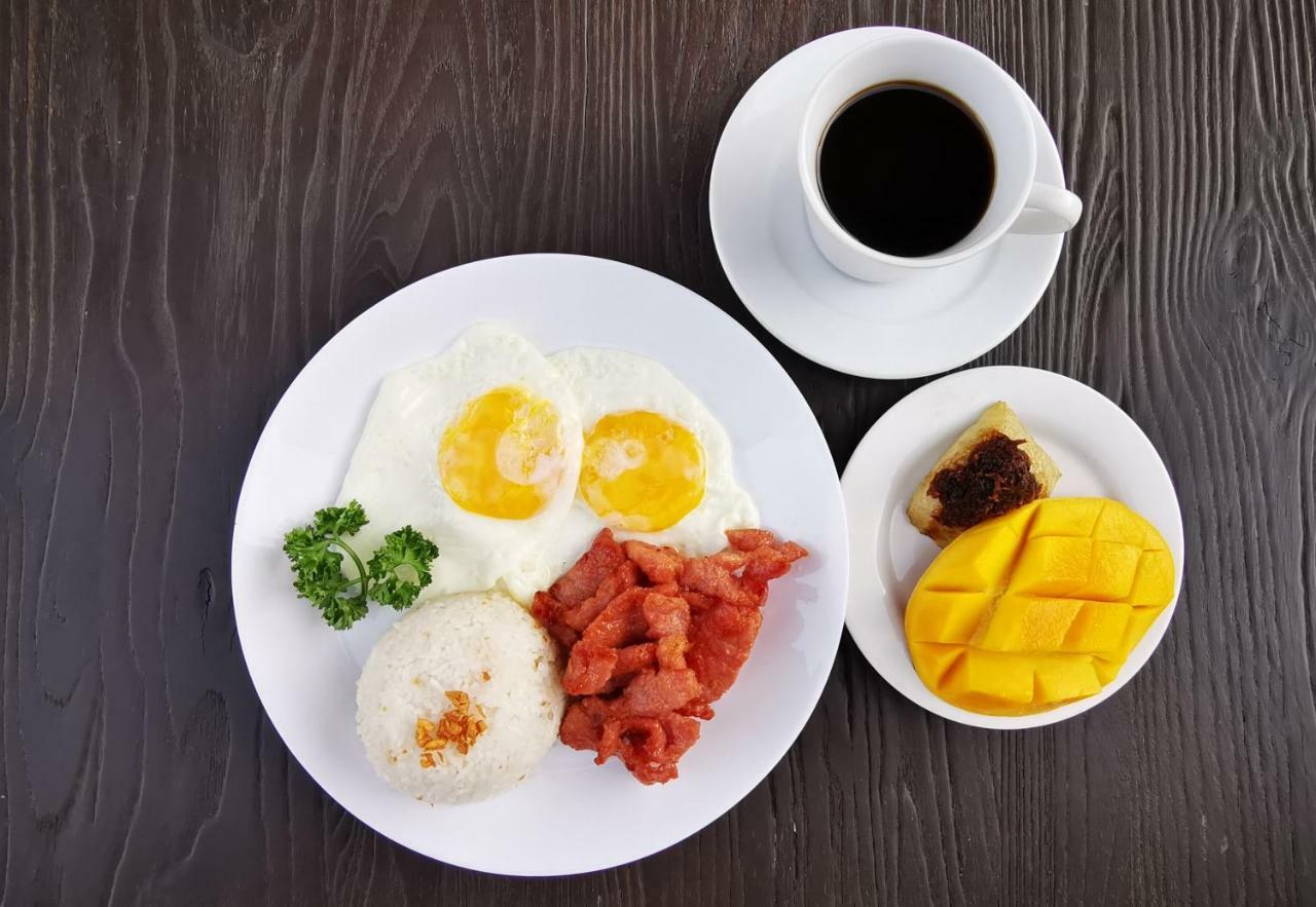 Gq Plaza Hotell Kalibo Eksteriør bilde